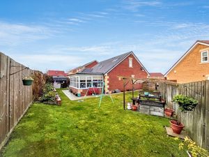 Photo 15- click for photo gallery